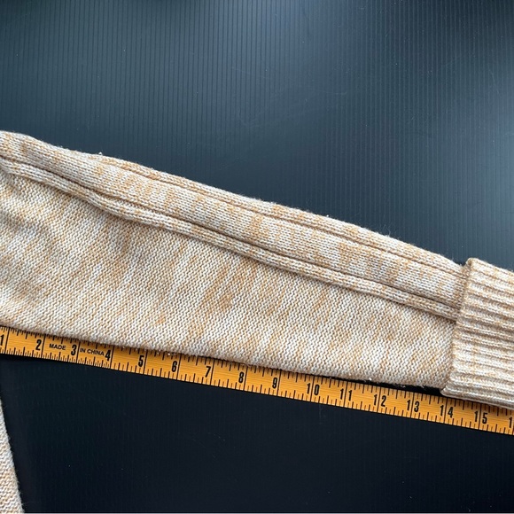 DUET CREATIONS INC KNIT SWEATER SIZE SMALL MADE IN TAIWAN - Picture 10 of 15